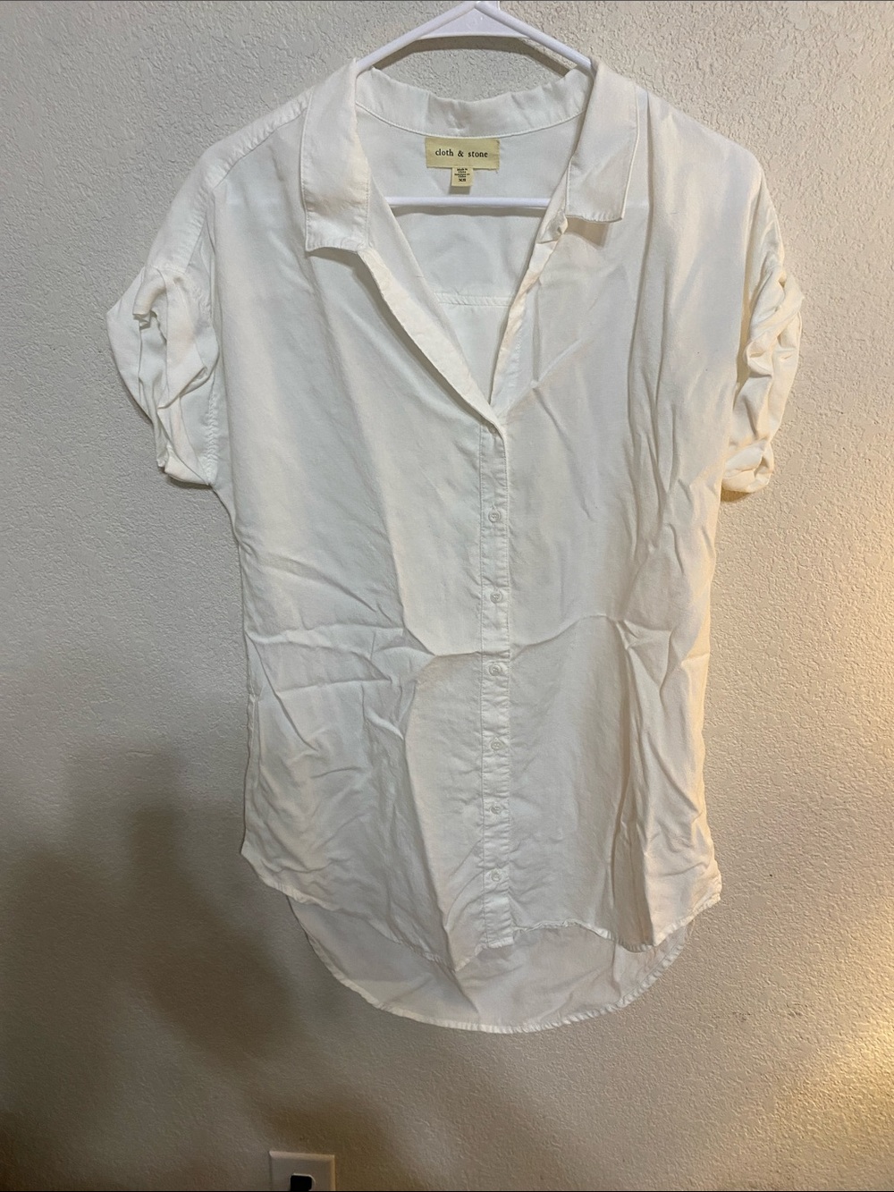 cloth & stone White Short-Sleeve Button-Down Tunic Shirt